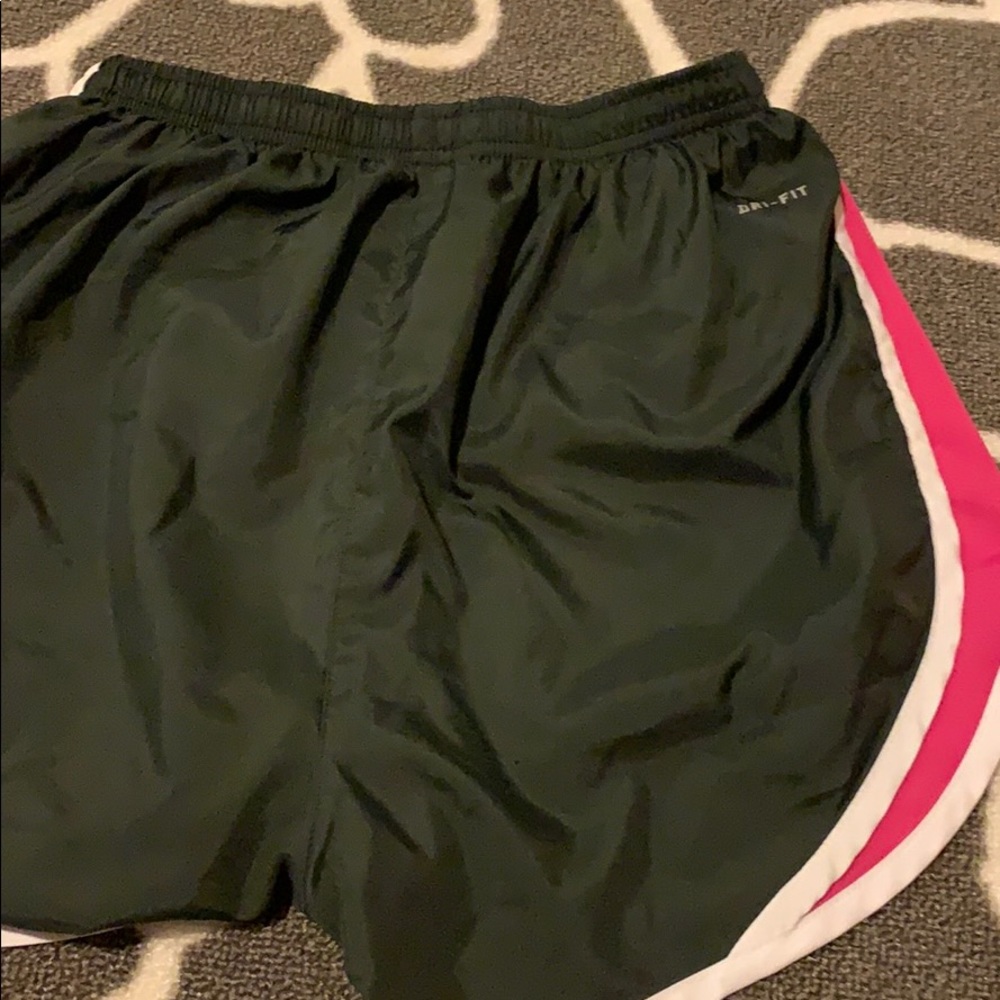 Nike shorts - Picture 3 of 3